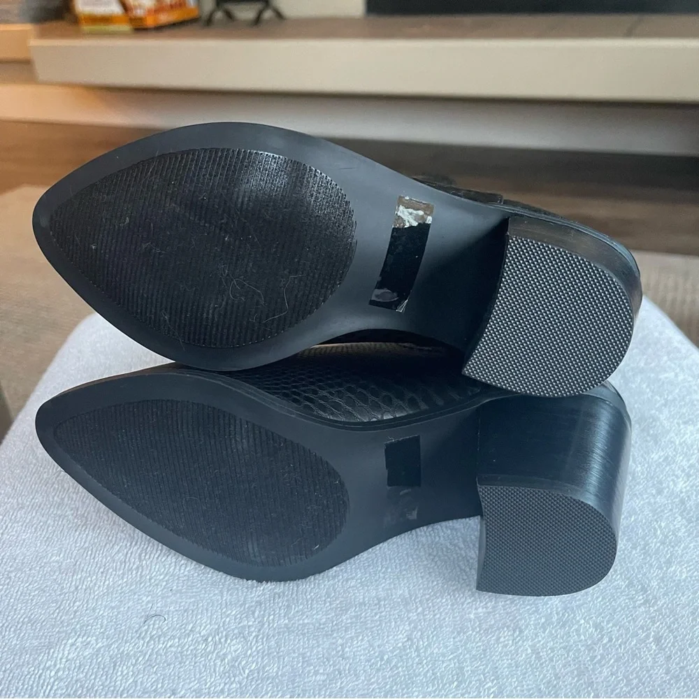 DV by Dolce Vita like new
